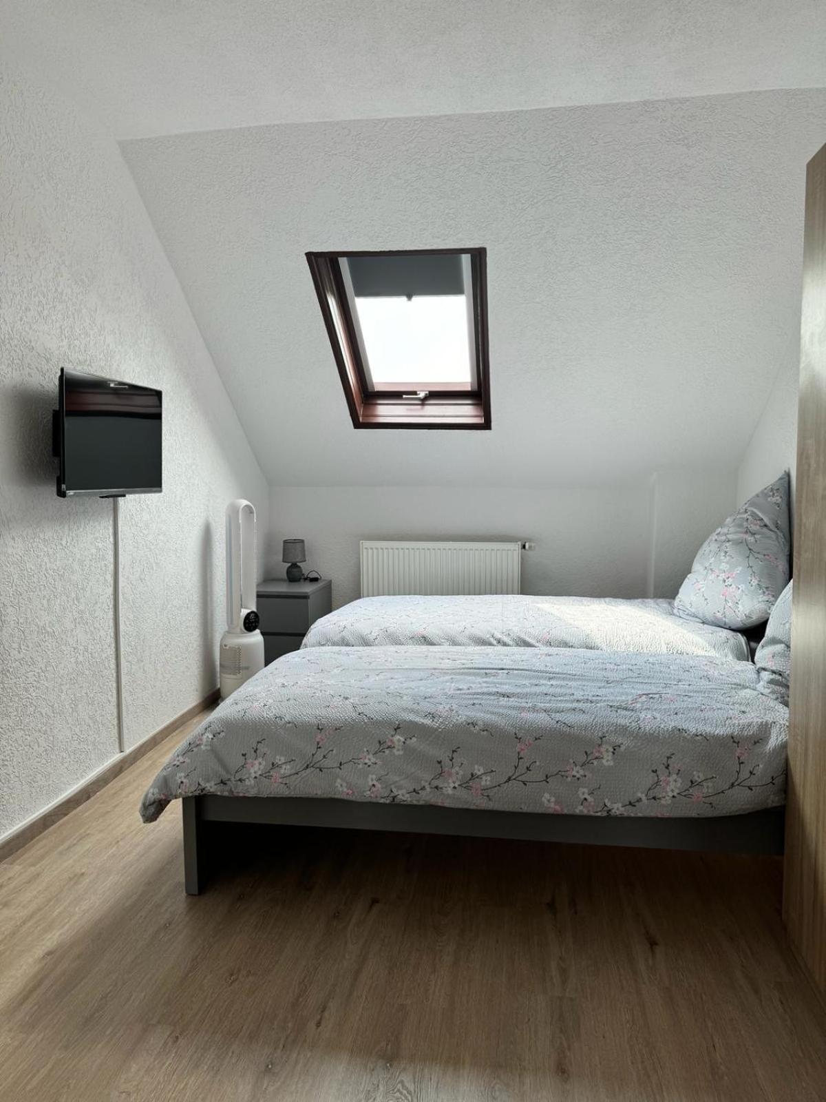 Moderne Wohnung In Eutritzsch Leipzig Exterior foto